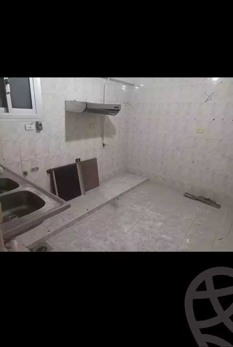 https://aqarmap.com.eg/en/listing/5232899-for-sale-alexandria-miami-shr-jml-bd-lnsr