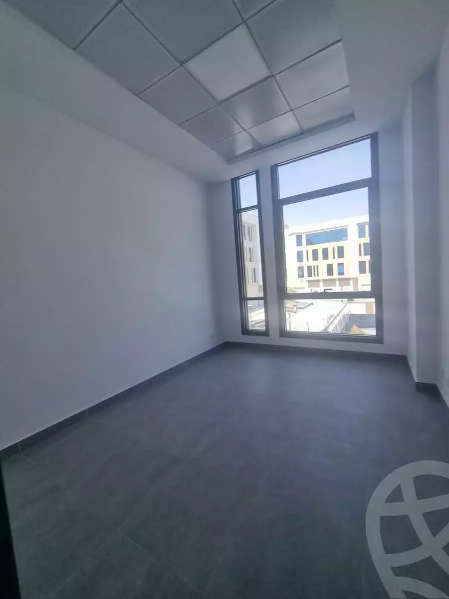 https://aqarmap.com.eg/ar/listing/5235409-for-rent-cairo-new-cairo-compounds-mivida-mivida-business-park-emaar