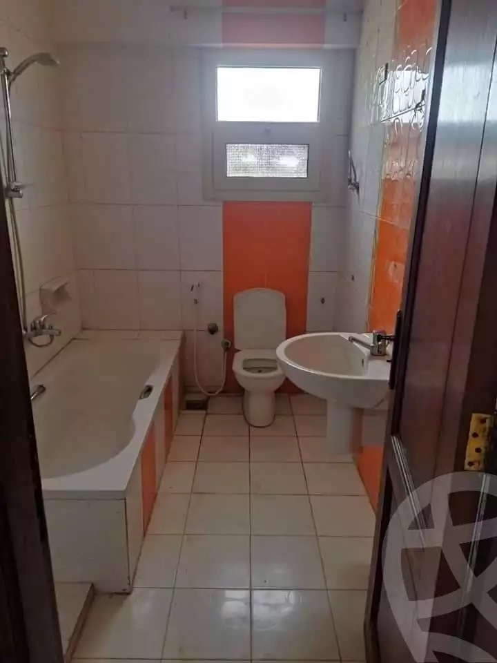 https://aqarmap.com.eg/en/listing/5237449-for-rent-cairo-mokattam-lhdb-l-ly-shareaa-9
