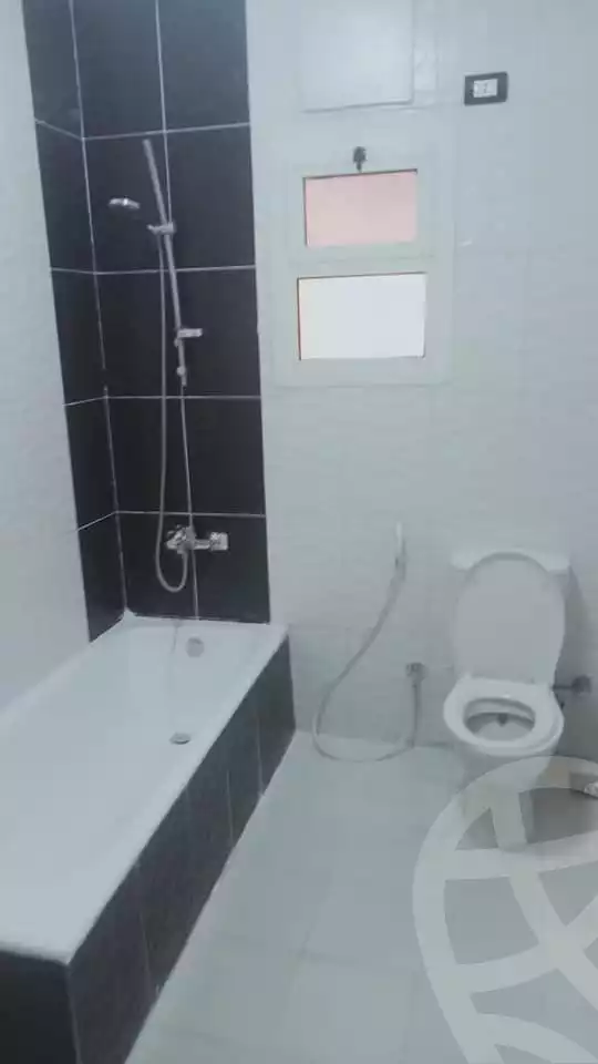 https://aqarmap.com.eg/en/listing/5237871-for-rent-cairo-mokattam-lhdb-l-ly-shareaa-9