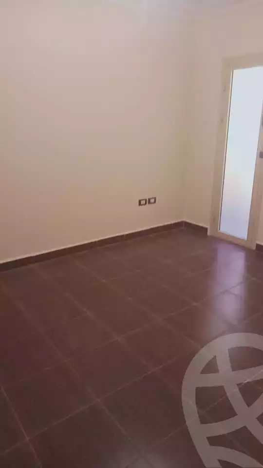 https://aqarmap.com.eg/en/listing/5237871-for-rent-cairo-mokattam-lhdb-l-ly-shareaa-9