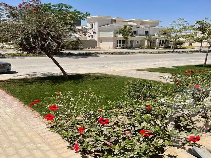 https://aqarmap.com.eg/en/listing/5246559-for-sale-cairo-6th-of-october-compounds-mountain-view-october-park