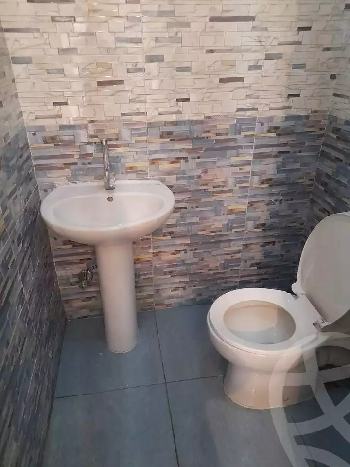 https://aqarmap.com.eg/en/listing/5249476-for-sale-cairo-elnozha-elgedidah-abd-el-halim-newira-st