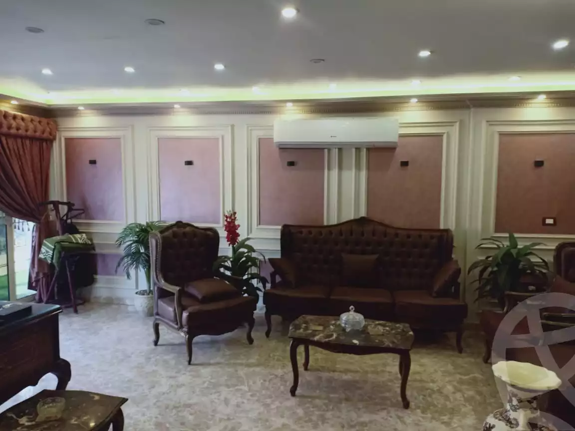 https://aqarmap.com.eg/en/listing/5250684-for-sale-cairo-ljyz-shareaa-morad  charel degol