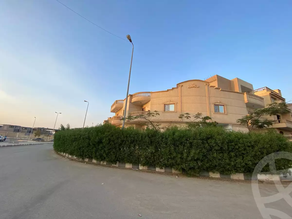 https://aqarmap.com.eg/en/listing/5251598-for-rent-cairo-new-cairo-sharq-el-akadamiya-al-tahrir-st