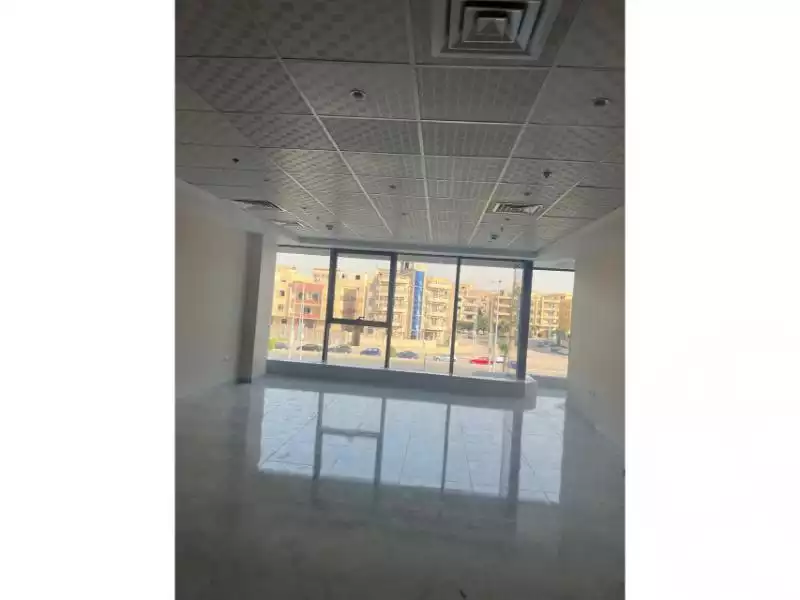 https://aqarmap.com.eg/ar/listing/5252942-for-rent-cairo-el-sheikh-zayed-city-compounds-dh-jyt-blz-mykwn-llttwyr