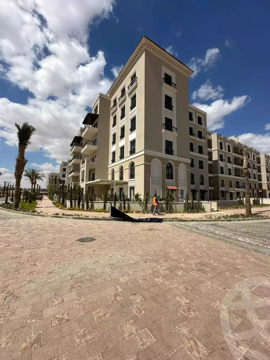 https://aqarmap.com.eg/ar/listing/5256176-for-sale-cairo-el-sheikh-zayed-city-compounds-kmbwnd-fyldj-wyst-dr-llttwyr