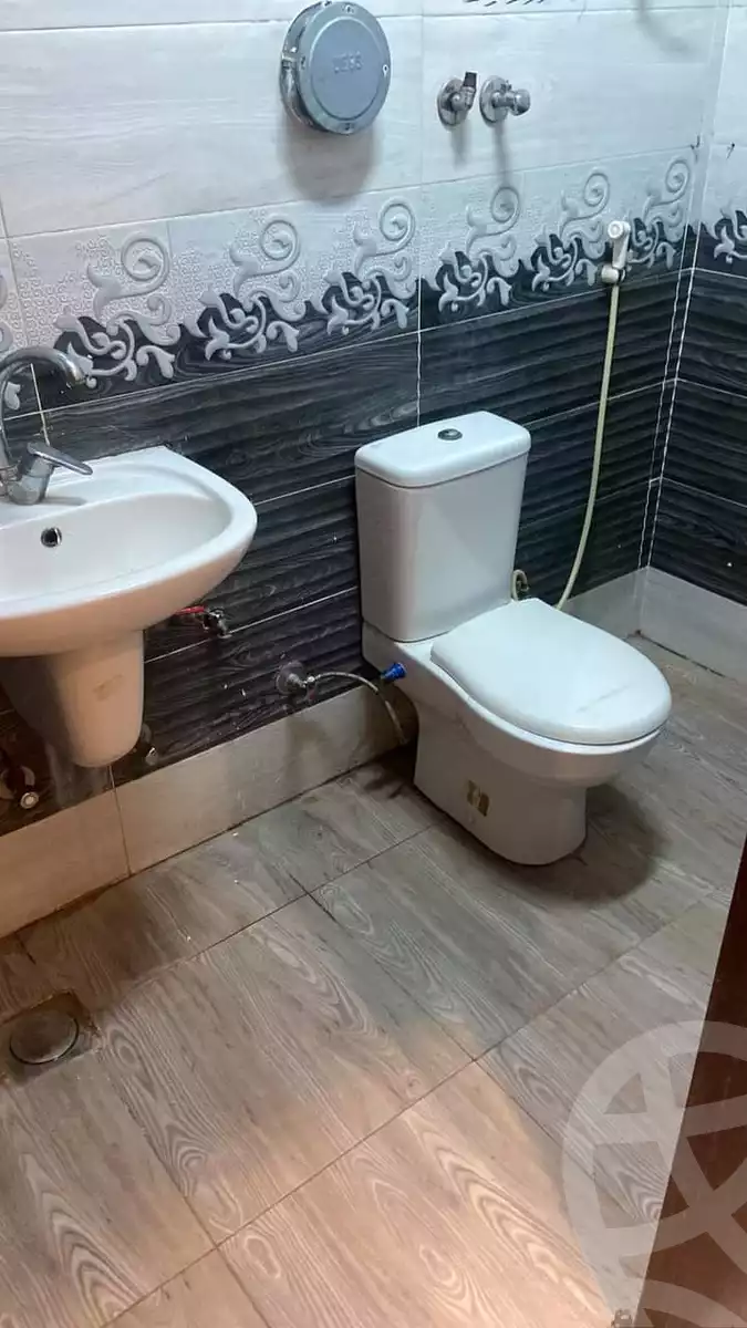 https://aqarmap.com.eg/ar/listing/5261528-for-rent-cairo-mokattam-lhdb-l-ly-el-naforah-square