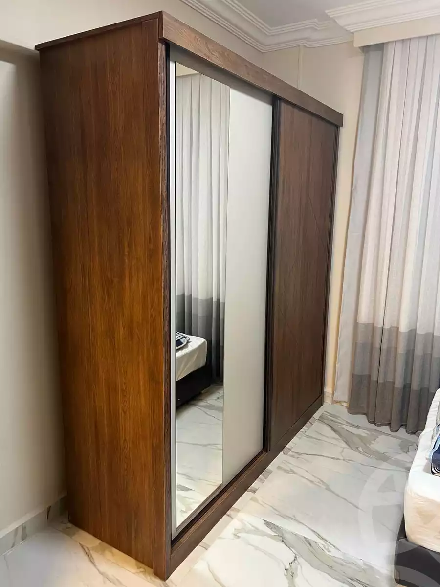 https://aqarmap.com.eg/en/listing/5263198-for-rent-cairo-new-cairo-lrhb-city-phase-7