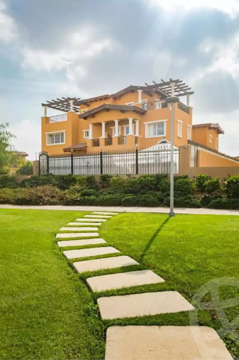 https://aqarmap.com.eg/ar/listing/5264059-for-sale-cairo-new-cairo-compounds-hyde-park-park-corner-hyde-park