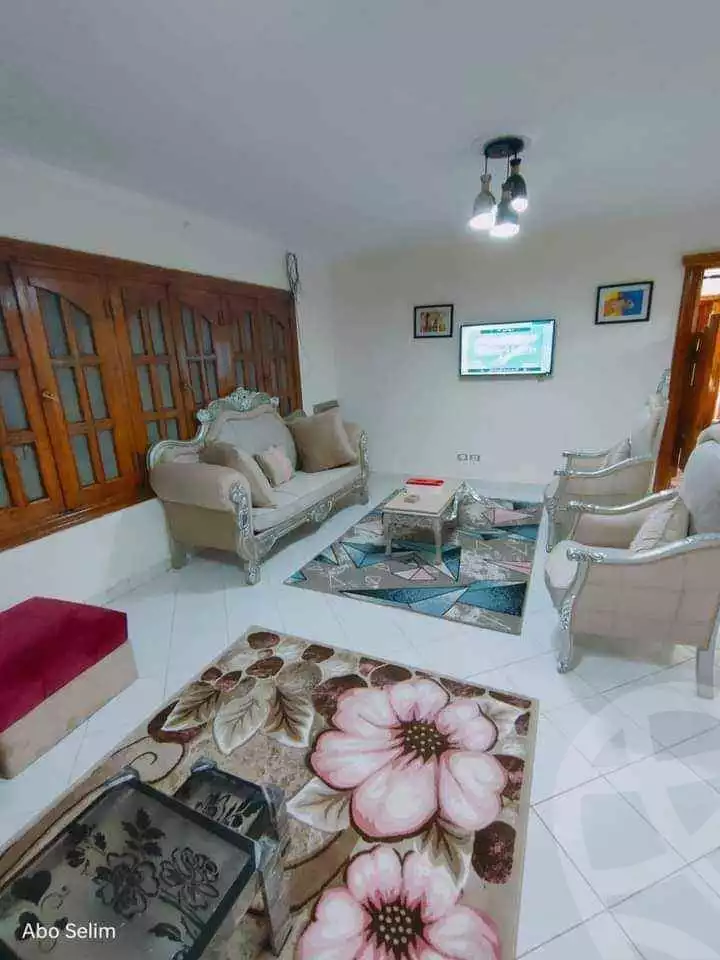 https://aqarmap.com.eg/ar/listing/5267894-for-rent-cairo-mokattam-lhdb-l-ly-shareaa-9