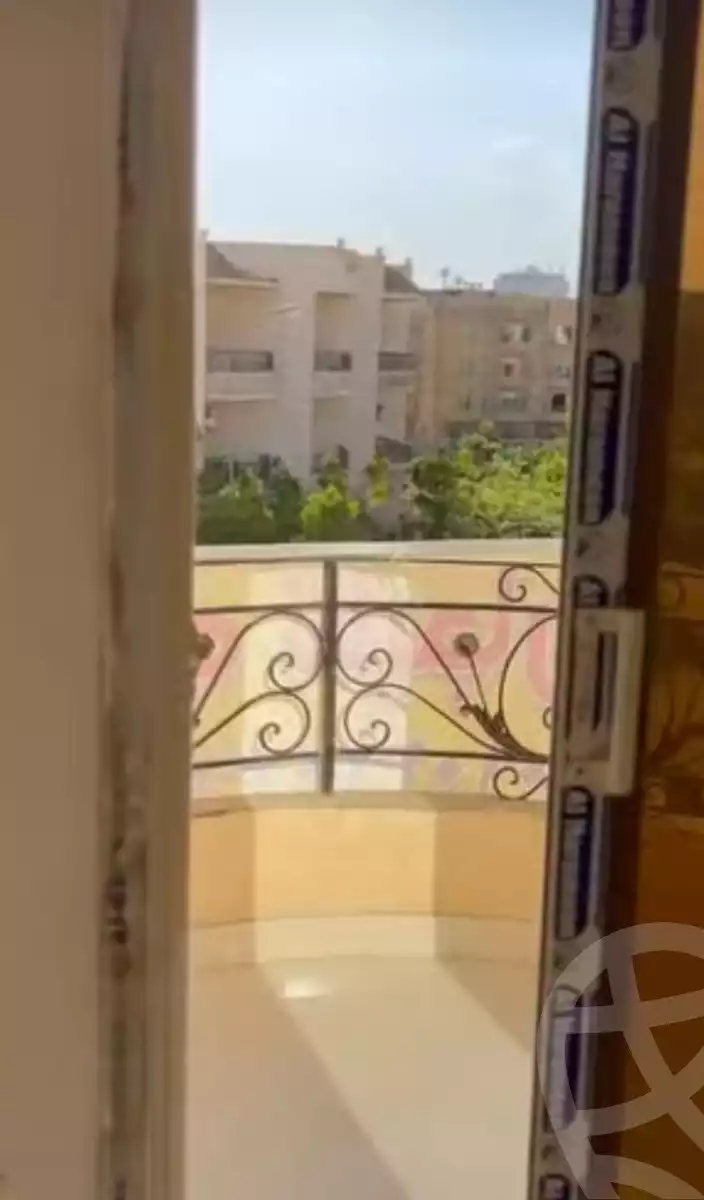 https://aqarmap.com.eg/ar/listing/5270058-for-sale-cairo-al-oubour-el-hay-el-rabaa