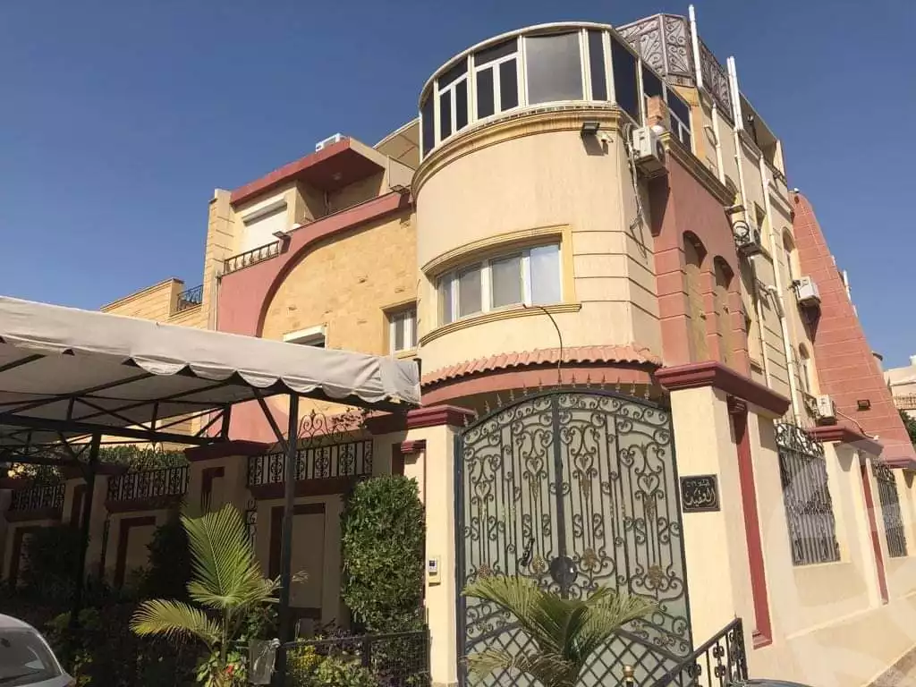 https://aqarmap.com.eg/en/listing/5271852-for-sale-cairo-el-khalifah
