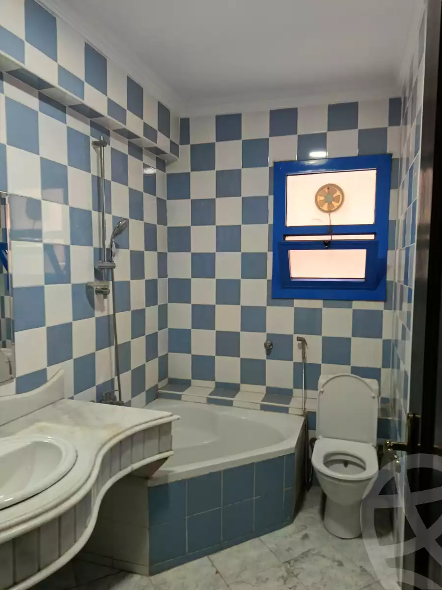 https://aqarmap.com.eg/ar/listing/5271964-for-rent-cairo-mokattam-lhdb-l-ly-manteqt-ganob-s