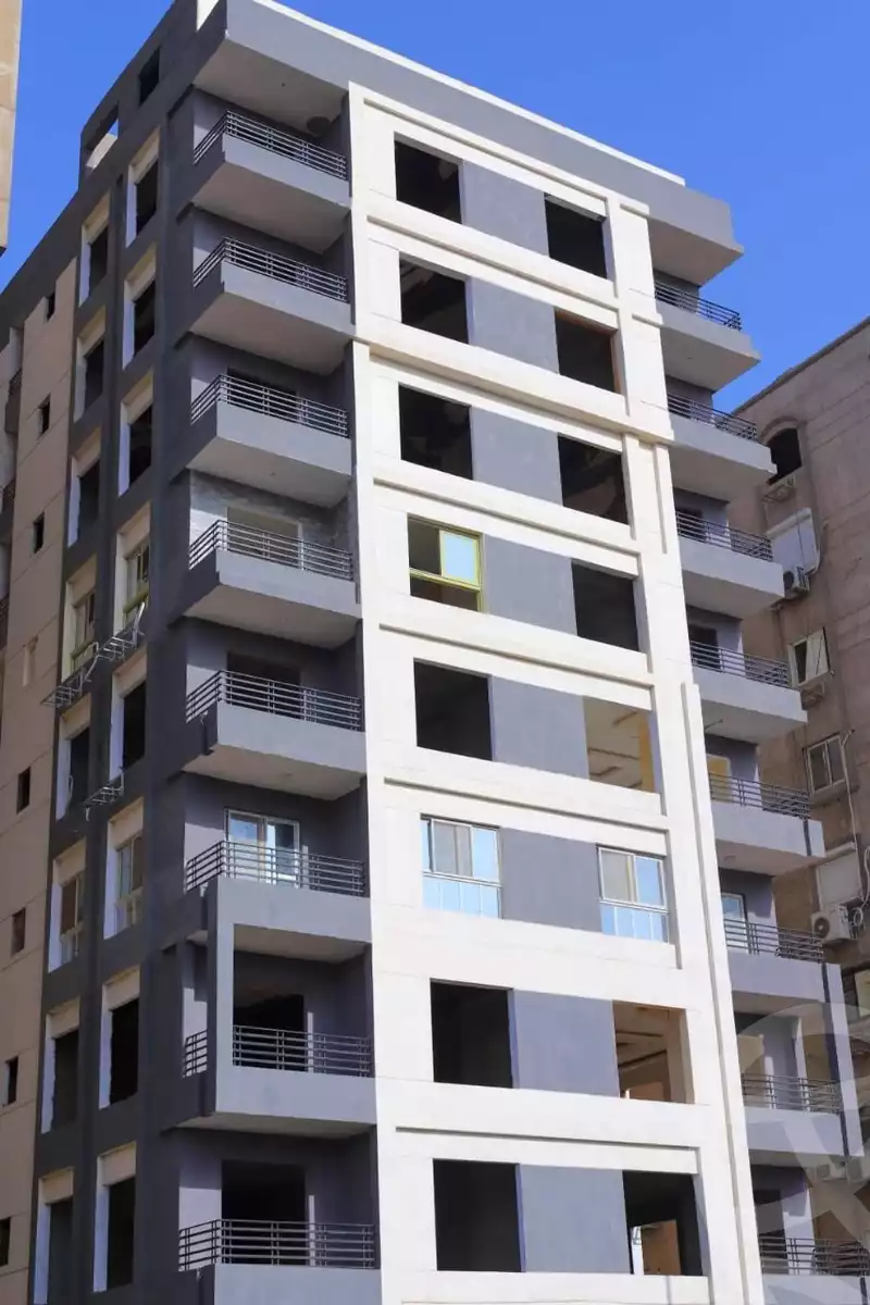 https://aqarmap.com.eg/en/listing/5274364-for-sale-cairo-el-mohandesen-lebnan-square