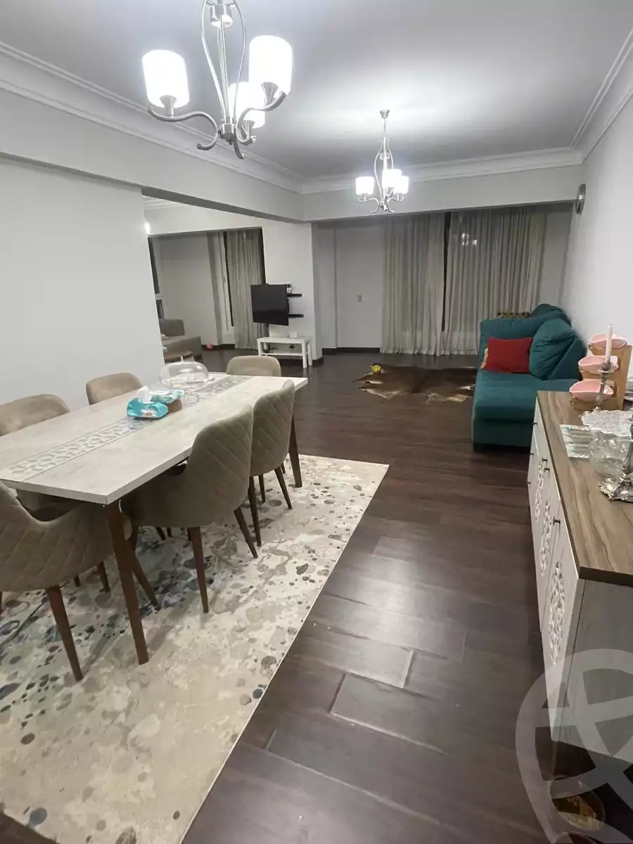 https://aqarmap.com.eg/ar/listing/5284342-for-sale-cairo-el-sheikh-zayed-city-compounds-hadayek-el-mohandiseen