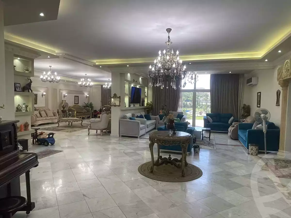 https://aqarmap.com.eg/ar/listing/5285190-for-sale-cairo-al-oubour-compounds-golf-city