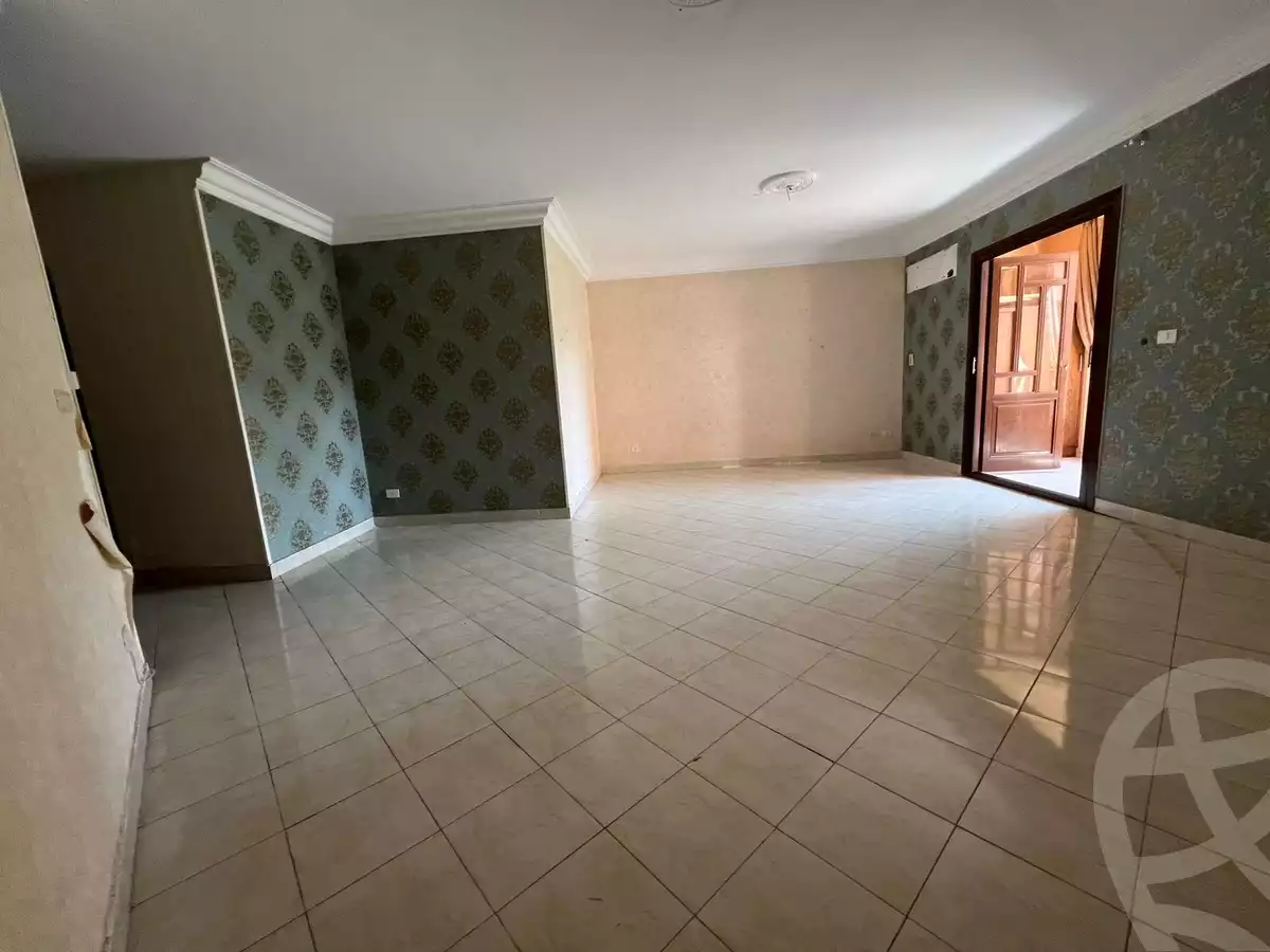 https://aqarmap.com.eg/ar/listing/5287046-for-sale-cairo-new-cairo-lrhb-city-phase-4-mostafa-kamel-st