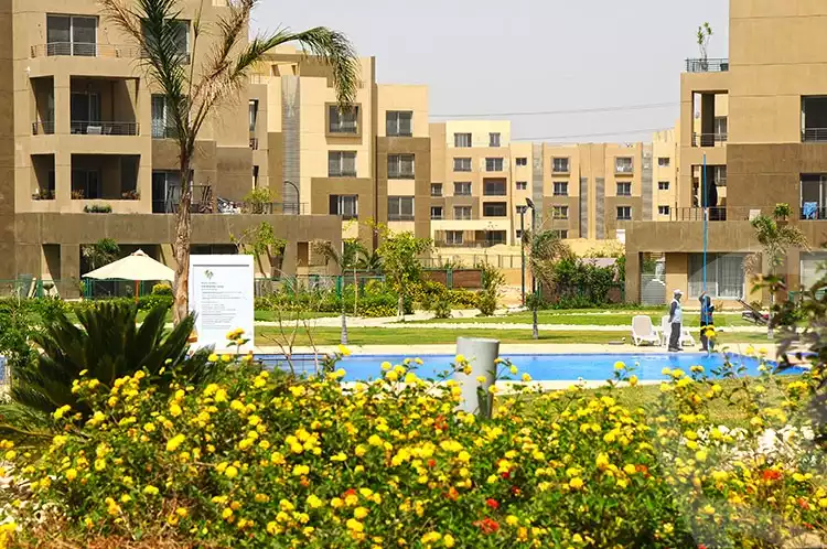 https://aqarmap.com.eg/en/listing/5287946-for-sale-cairo-6th-of-october-compounds-palm-parks