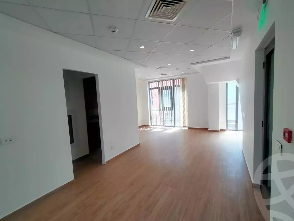 https://aqarmap.com.eg/en/listing/5288289-for-sale-cairo-el-sheikh-zayed-city-compounds-the-courtyard-mall-dorra