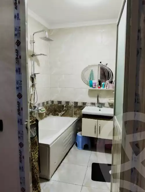 https://aqarmap.com.eg/en/listing/6332356-for-sale-cairo-el-zaytun-lzytwn-lgrby-shr-khlyl-nny