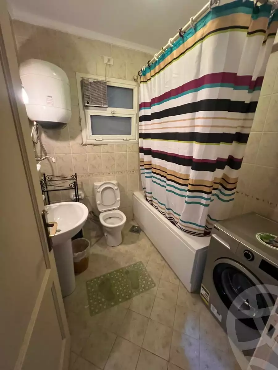 https://aqarmap.com.eg/en/listing/5288746-for-rent-cairo-new-cairo-lrhb-city-phase-8