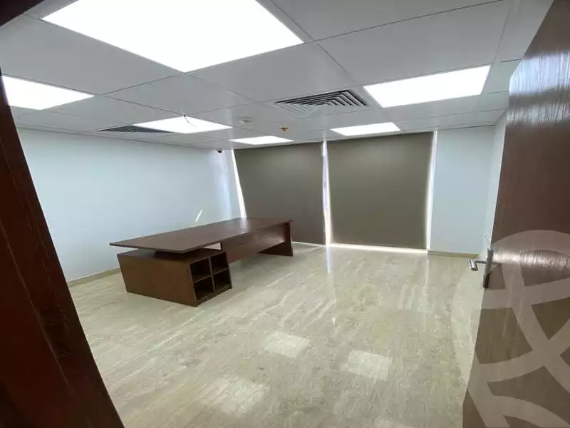 https://aqarmap.com.eg/ar/listing/5288954-for-rent-cairo-el-sheikh-zayed-city-compounds-the-courtyard-mall-dorra