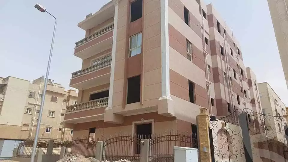 https://aqarmap.com.eg/ar/listing/5289511-for-sale-cairo-el-shorouk-lmntq-lthmn