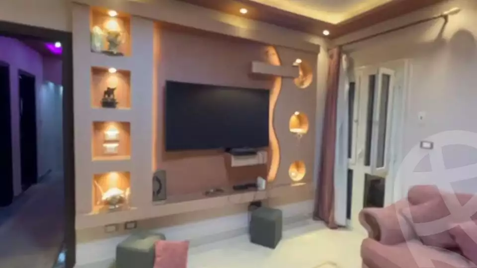 https://aqarmap.com.eg/en/listing/5290095-for-rent-cairo-mokattam-lhdb-l-ly-shareaa-9