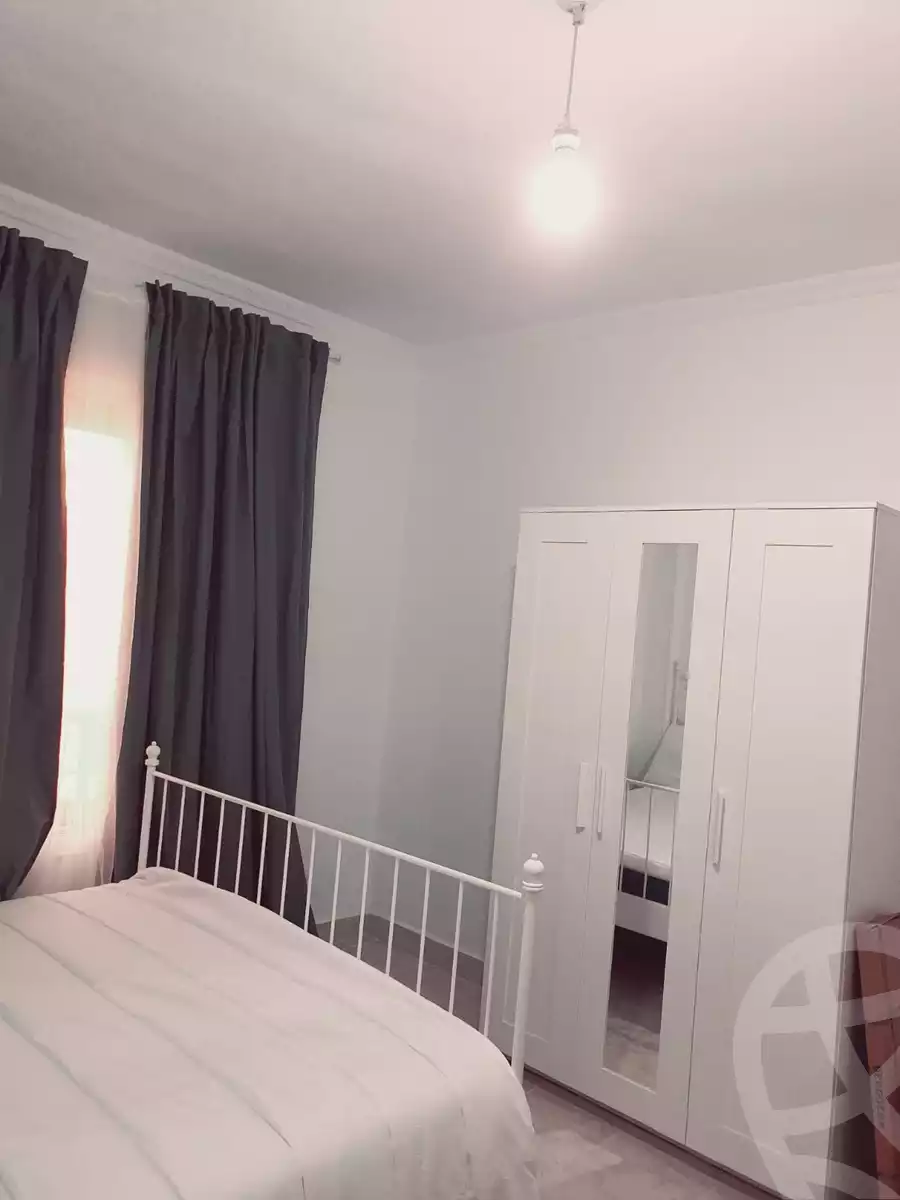 https://aqarmap.com.eg/en/listing/5292334-for-sale-cairo-new-cairo-lrhb-city-phase-5-talaat-mostafa-st