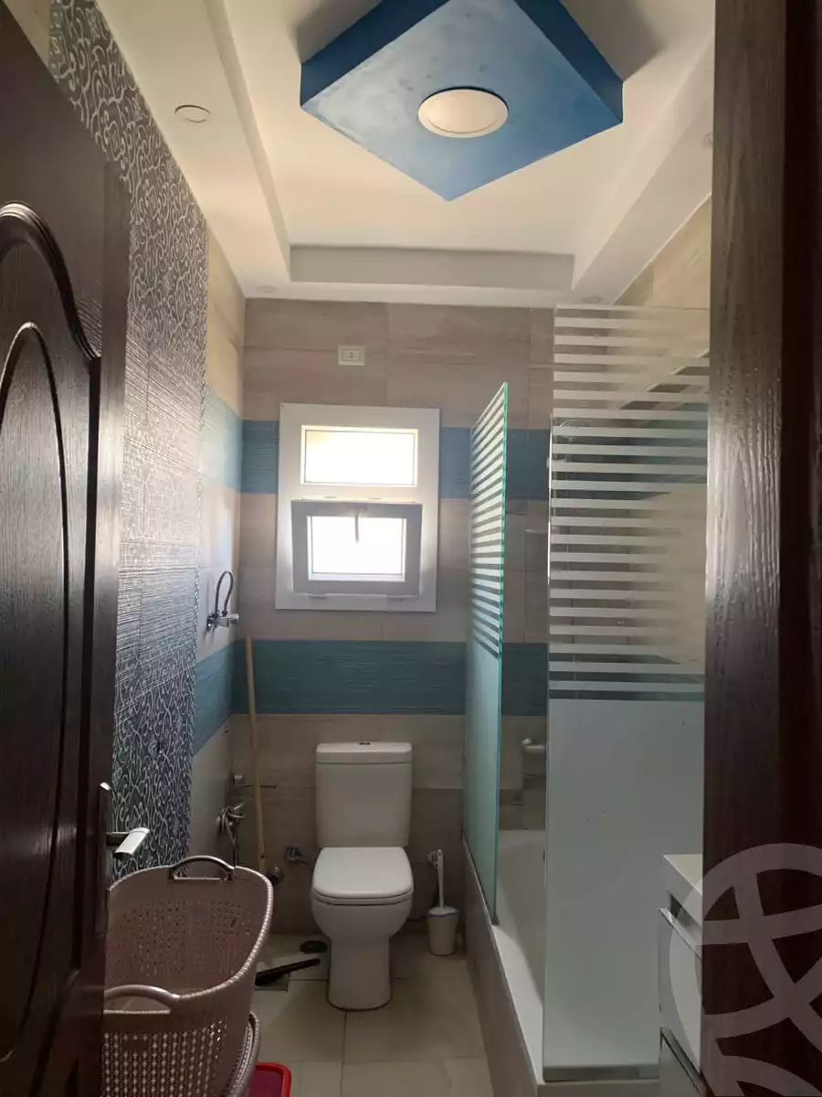 https://aqarmap.com.eg/en/listing/5294154-for-sale-cairo-new-cairo-lrhb-city-phase-8