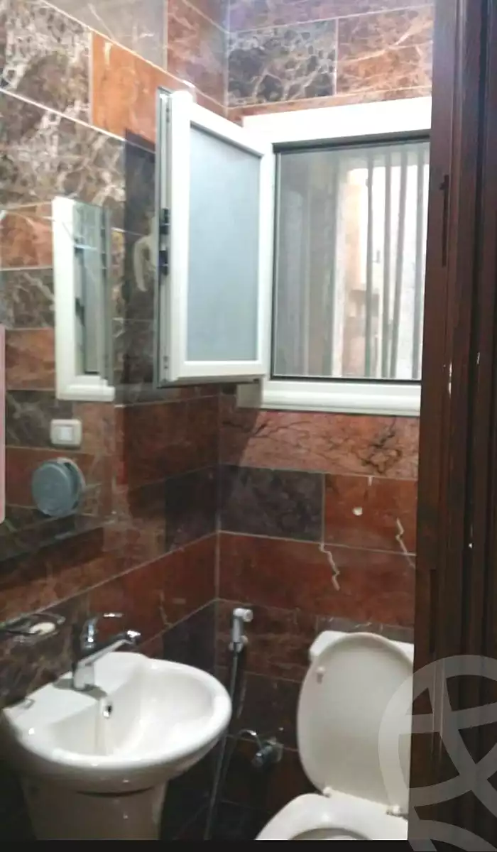 https://aqarmap.com.eg/ar/listing/5294466-for-sale-alexandria-lauran-shaarawy-st