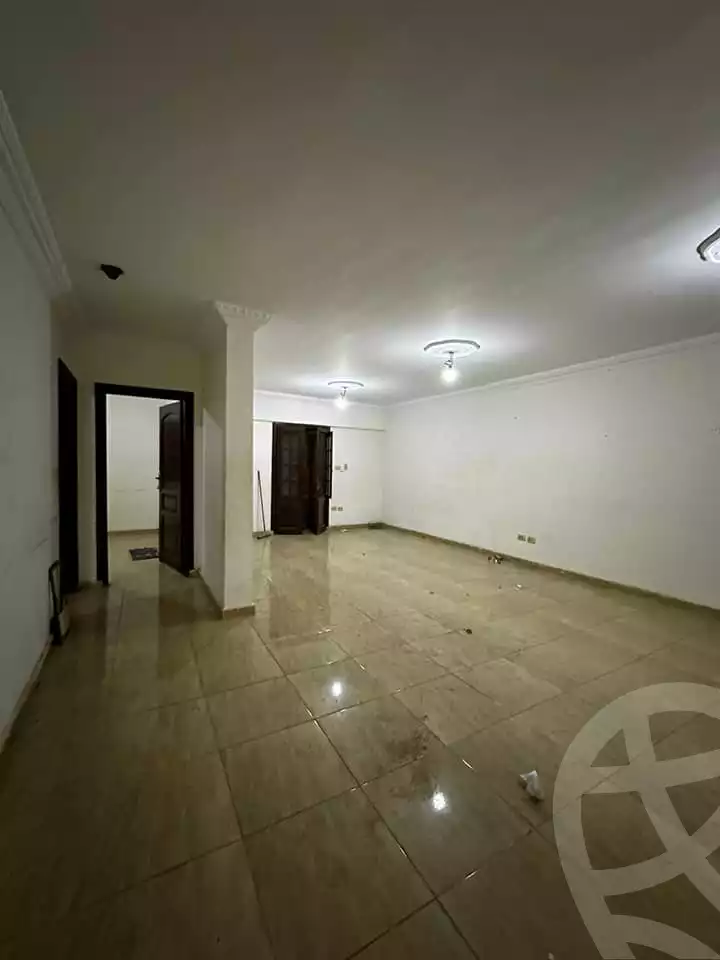https://aqarmap.com.eg/en/listing/5296584-for-sale-alexandria-smouha-el-nasr-st