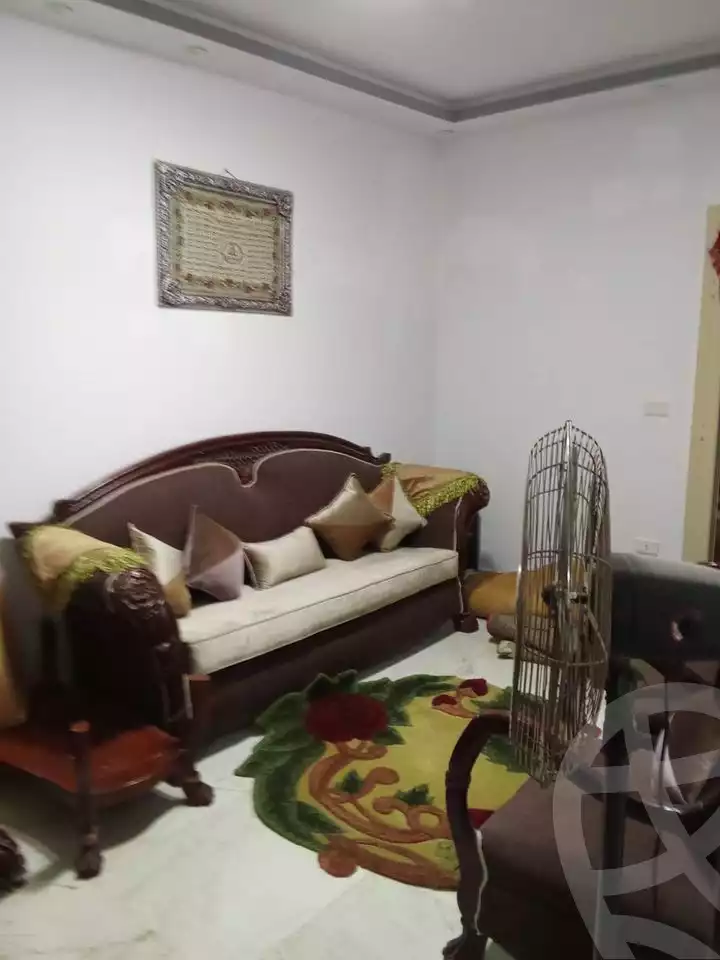 https://aqarmap.com.eg/ar/listing/5297778-for-sale-alexandria-moharram-bey-erfan-st