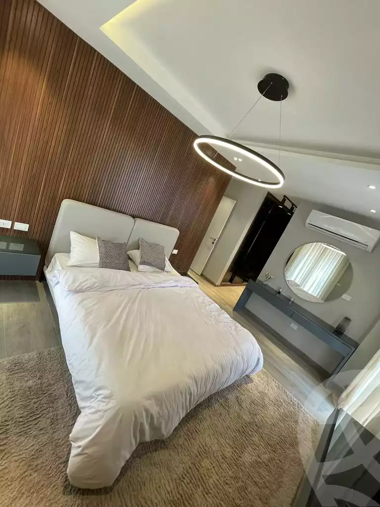 https://aqarmap.com.eg/ar/listing/5299703-for-sale-cairo-el-sheikh-zayed-city-compounds-kmbwnd-fyldj-wyst-dr-llttwyr