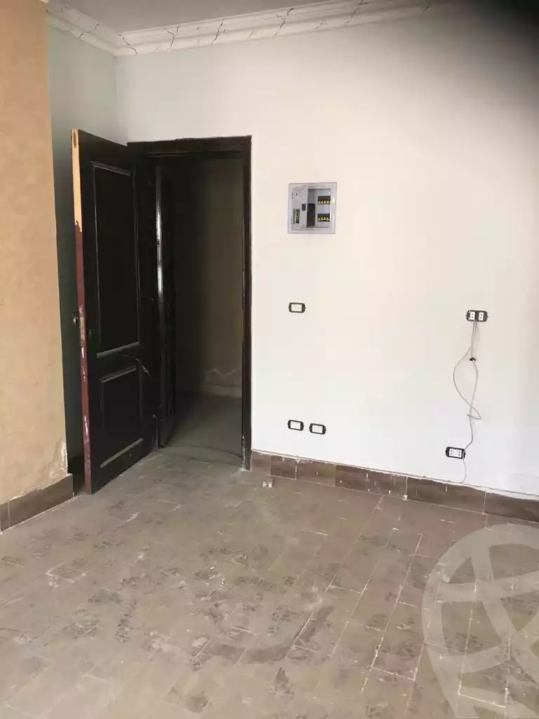https://aqarmap.com.eg/en/listing/5299827-for-sale-cairo-6th-of-october-el-ahyaa-neighborhood-9th