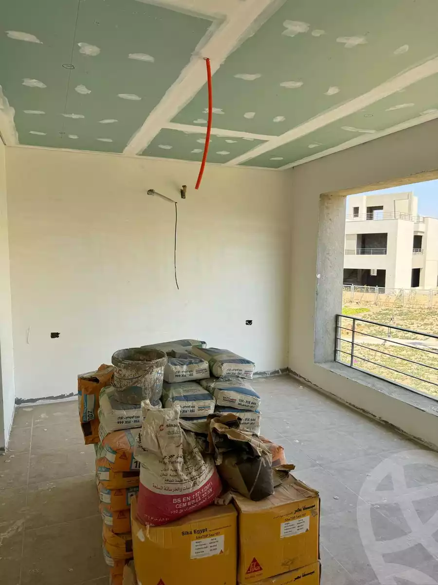 https://aqarmap.com.eg/ar/listing/5300029-for-sale-cairo-6th-of-october-compounds-the-crown