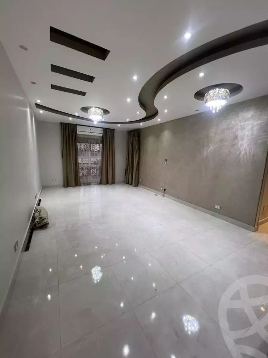 https://aqarmap.com.eg/ar/listing/5300374-for-rent-cairo-new-cairo-lrhb-city-malls-and-markets