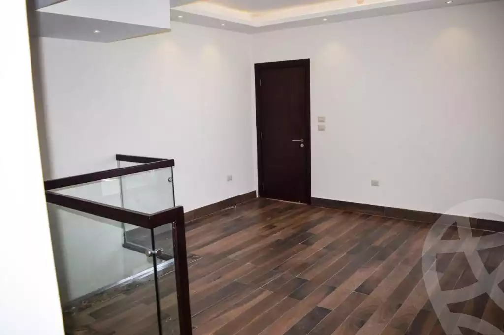 https://aqarmap.com.eg/en/listing/5301214-for-rent-cairo-el-sheikh-zayed-city-compounds-kmbwnd-wyst-twn-swdyk