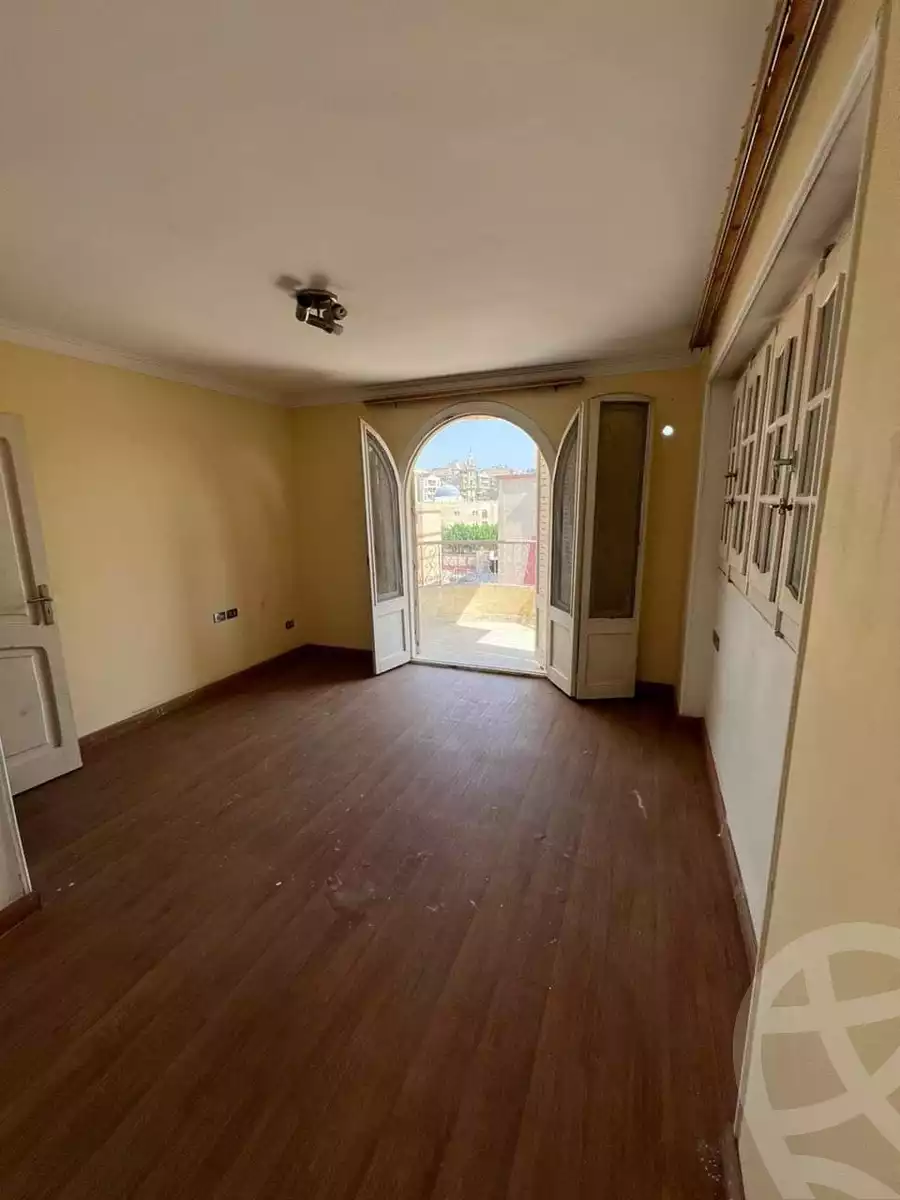 https://aqarmap.com.eg/en/listing/5304694-for-rent-cairo-mokattam-lhdb-l-ly-mskn-lzlzl