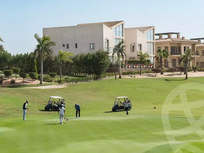 https://aqarmap.com.eg/ar/listing/5304876-for-sale-cairo-el-sheikh-zayed-city-compounds-kmbwnd-ljry-swdyk