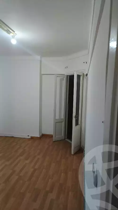 https://aqarmap.com.eg/en/listing/5305906-for-rent-alexandria-ganaklis-shr-bw-qyr-tryq-lhry