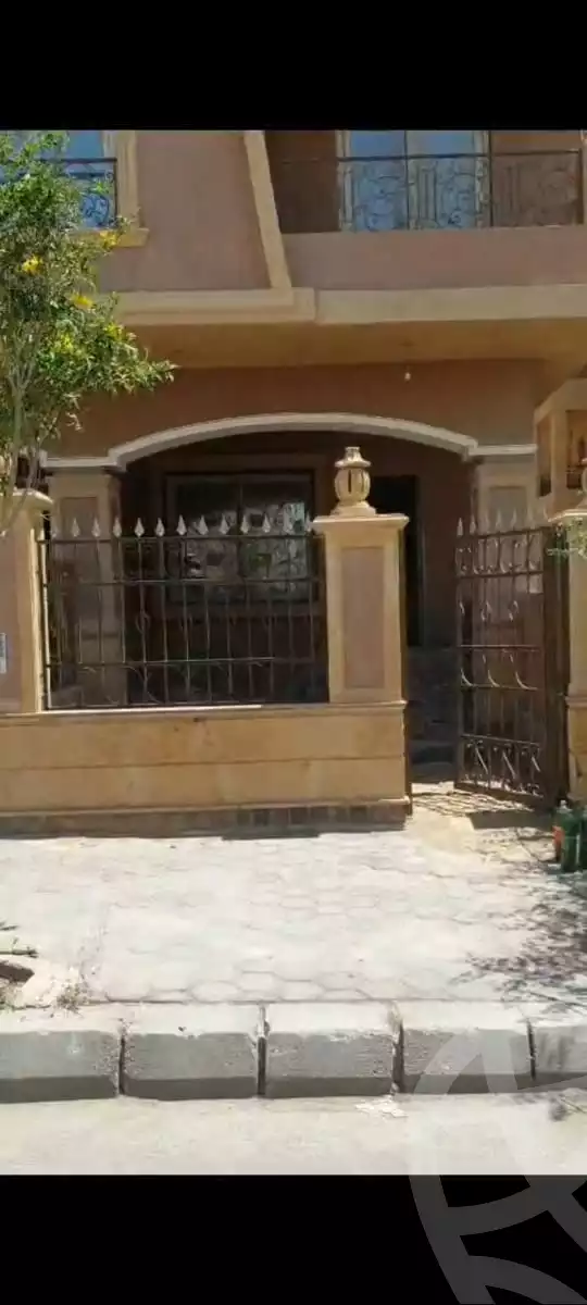 https://aqarmap.com.eg/en/listing/5306169-for-sale-cairo-el-shorouk-lmntq-lthmn-neighbourhood-1