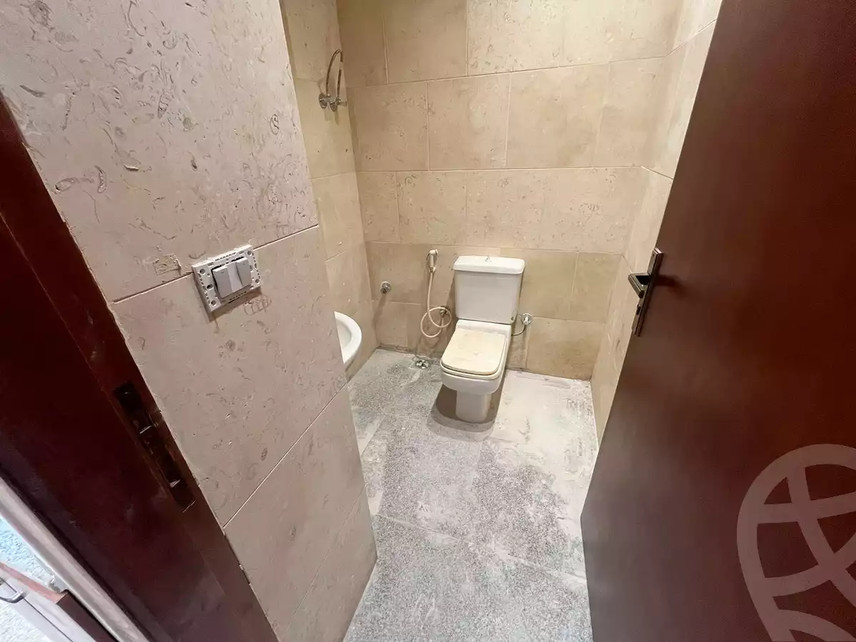 https://aqarmap.com.eg/en/listing/5311064-for-rent-cairo-el-sheikh-zayed-city-compounds-forty-west