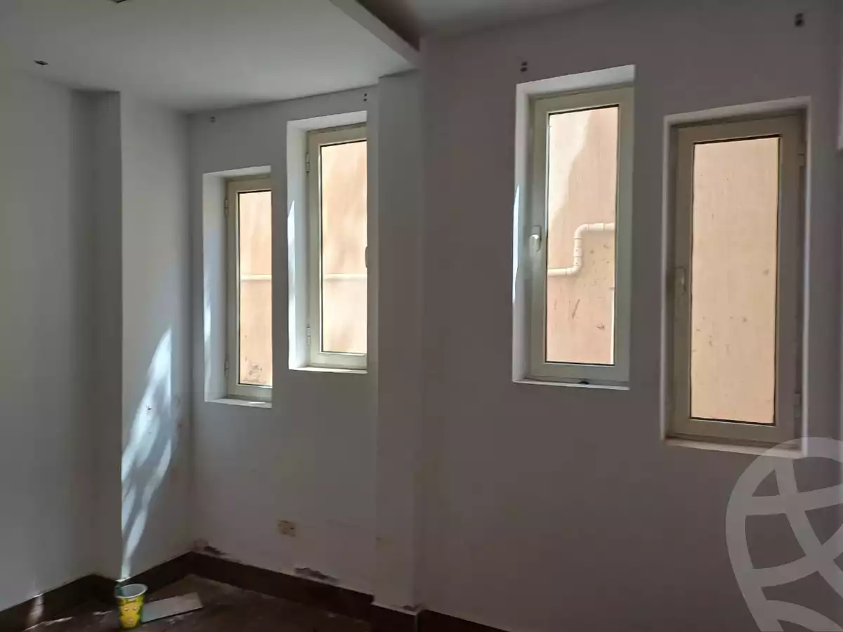 https://aqarmap.com.eg/ar/listing/5312094-for-rent-cairo-new-cairo-90th-street-south-teseen-st