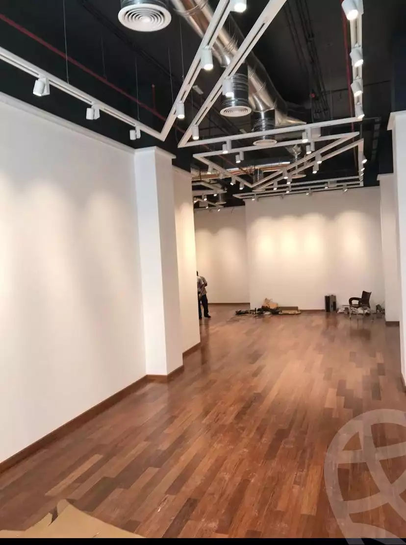 https://aqarmap.com.eg/en/listing/5312912-for-rent-cairo-el-sheikh-zayed-city-compounds-zed-strip-mall-ora