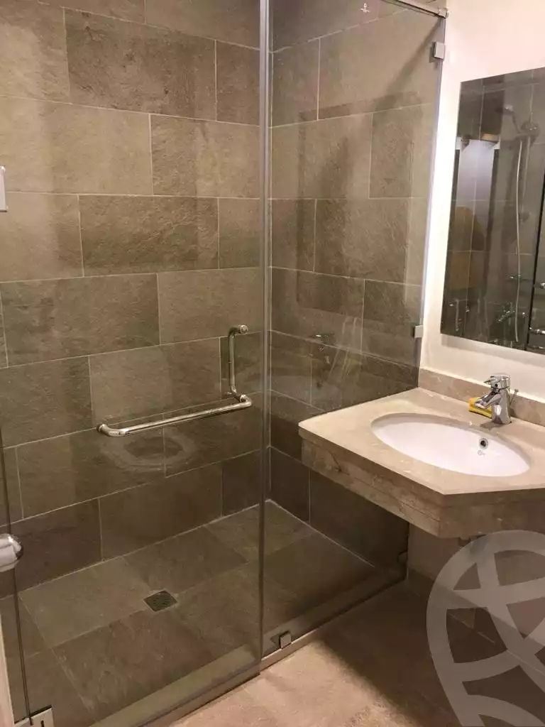 https://aqarmap.com.eg/en/listing/5312918-for-rent-cairo-el-sheikh-zayed-city-compounds-kmbwnd-wyst-twn-swdyk