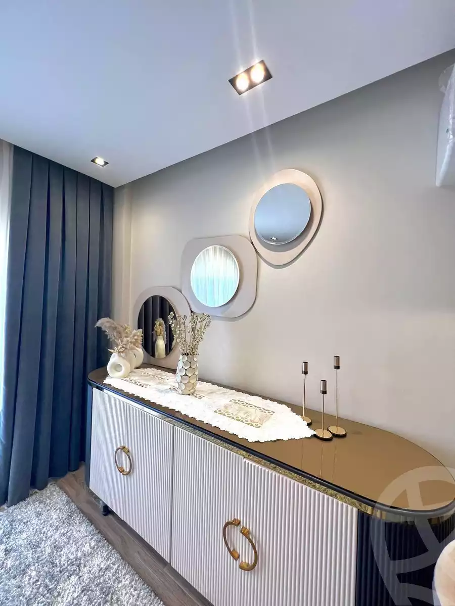 https://aqarmap.com.eg/ar/listing/5313432-for-sale-cairo-new-cairo-compounds-stwn-ryzydns-by-ar-y-llttwyr