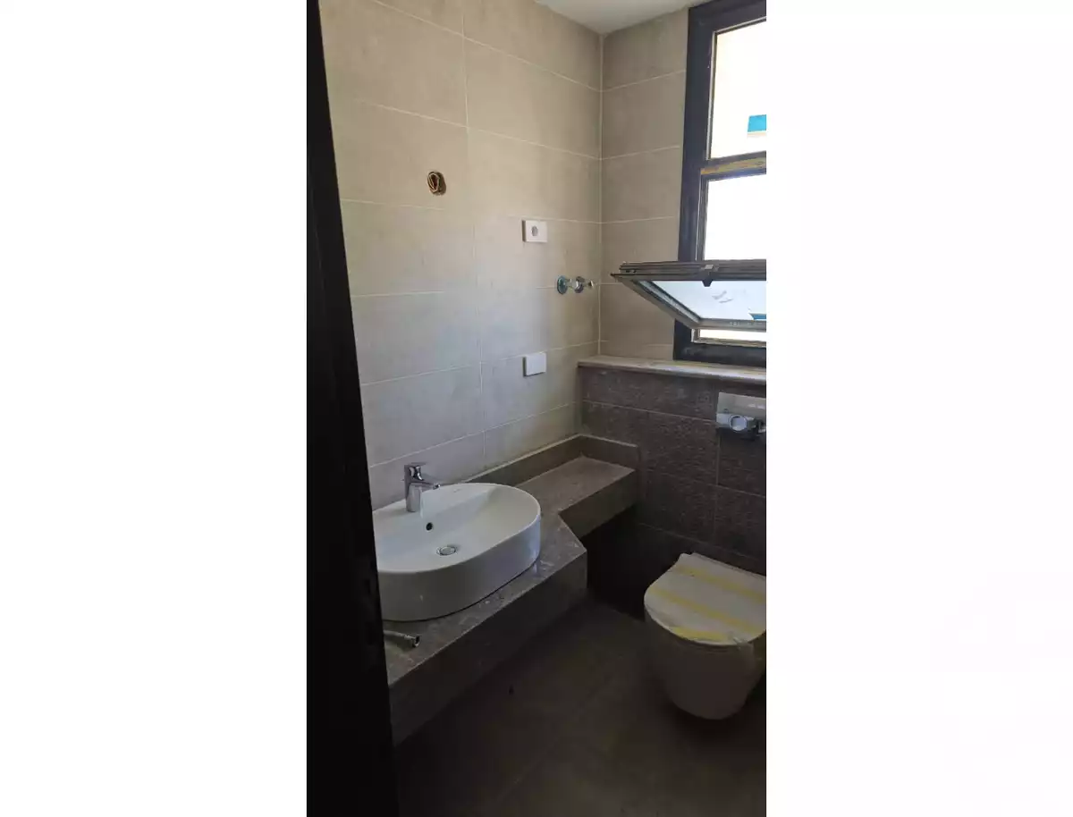 https://aqarmap.com.eg/ar/listing/5313617-for-sale-cairo-6th-of-october-hadaeq-october-kmbwnd-fy-hdyq-ktwbr-badya-compound-palm-hills