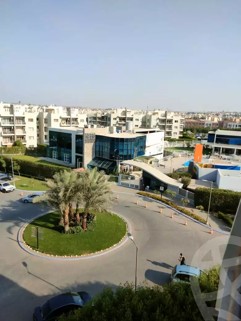https://aqarmap.com.eg/en/listing/5313772-for-sale-cairo-el-sheikh-zayed-city-compounds-dh-drys